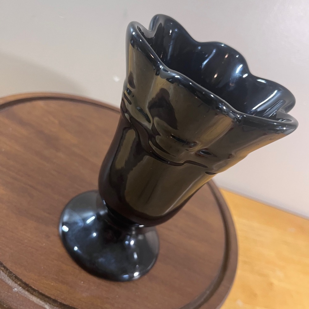 Longaberger Pottery Vase Black Vtg Scalloped Ruffle Rim Woven Traditions 7in